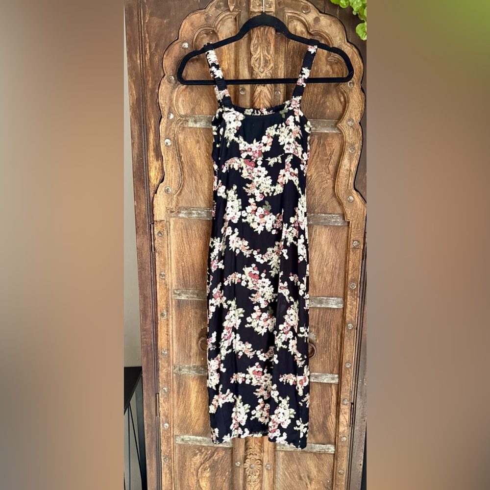 Floral Black Dress Ambercrombie & Fitch
